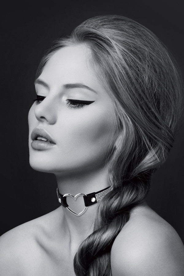 Collier ras de cou ajustable