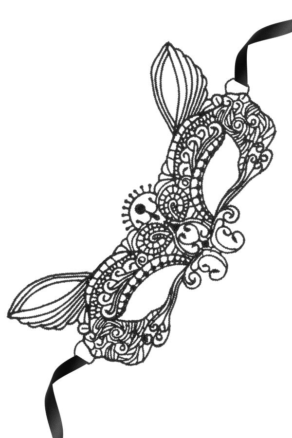 Masque noir en dentelle (pleine lune)