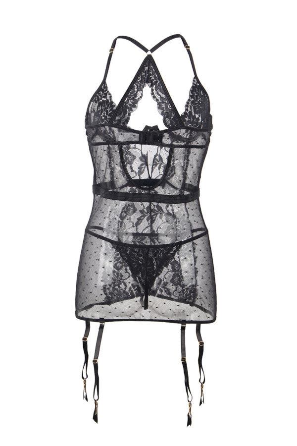 Nuisette avec porte-jarretelle et string